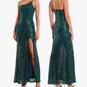 Crystal Doll green sequined one shoulder long prom dress w/slit, size 5 juniors.